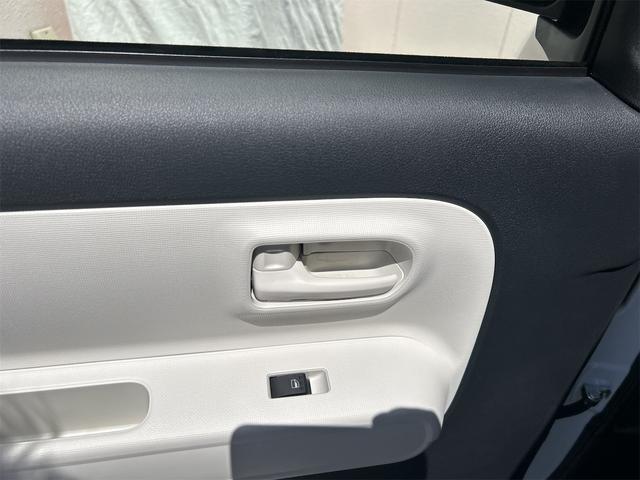 ムーヴキャンバス ストライプスＸ　バックカメラ　両側電動スライドドア　クリアランスソナー　衝突被害軽減システム　オートライト　スマートキー　アイドリングストップ　電動格納ミラー　ＣＶＴ　ＥＳＣ　エアコン　パワーステアリング（33枚目）