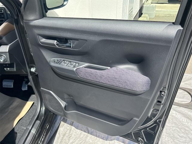 ムーヴ ＲＳ　４ＷＤ　バックカメラ　両側電動スライドドア　クリアランスソナー　オートクルーズコントロール　衝突被害軽減システム　オートライト　スマートキー　アイドリングストップ　電動格納ミラー　シートヒーター（45枚目）