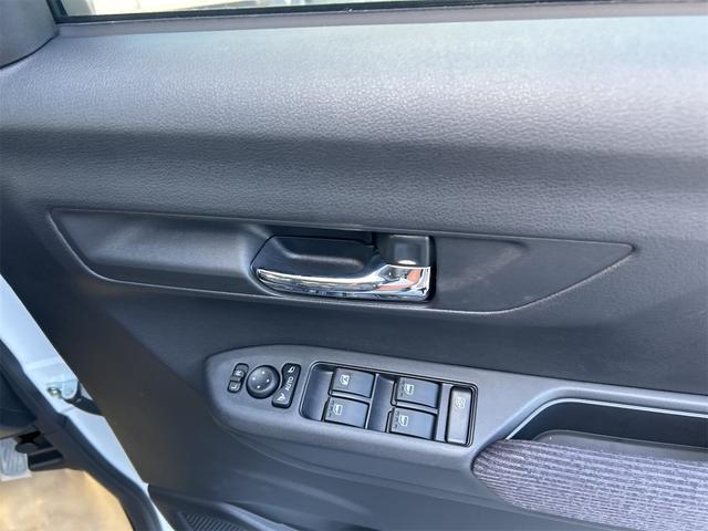 ムーヴ ＲＳ　４ＷＤ　バックカメラ　両側電動スライドドア　クリアランスソナー　オートクルーズコントロール　衝突被害軽減システム　オートライト　スマートキー　アイドリングストップ　電動格納ミラー　シートヒーター（14枚目）