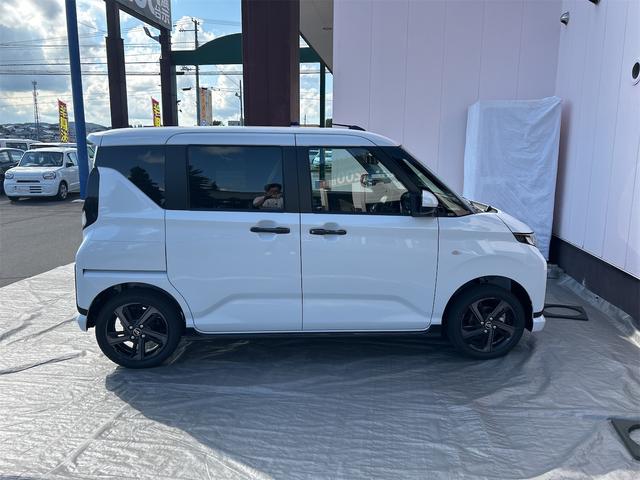 ムーヴ ＲＳ　４ＷＤ　バックカメラ　両側電動スライドドア　クリアランスソナー　オートクルーズコントロール　衝突被害軽減システム　オートライト　スマートキー　アイドリングストップ　電動格納ミラー　シートヒーター（18枚目）