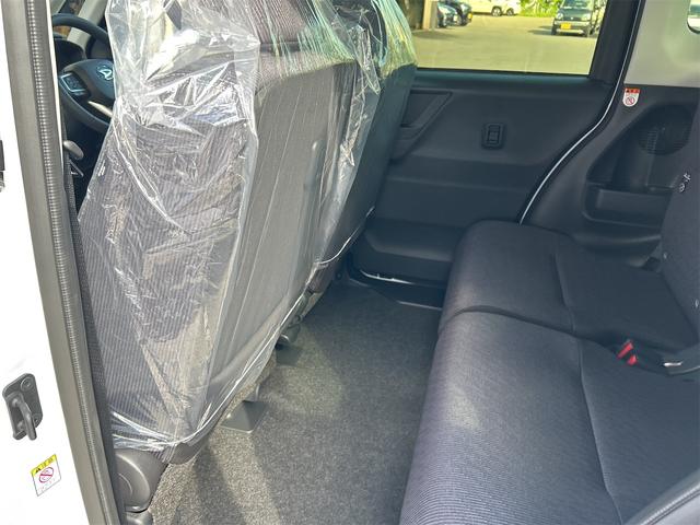 ムーヴ ＲＳ　４ＷＤ　バックカメラ　両側電動スライドドア　クリアランスソナー　オートクルーズコントロール　衝突被害軽減システム　オートライト　スマートキー　アイドリングストップ　電動格納ミラー　シートヒーター（31枚目）