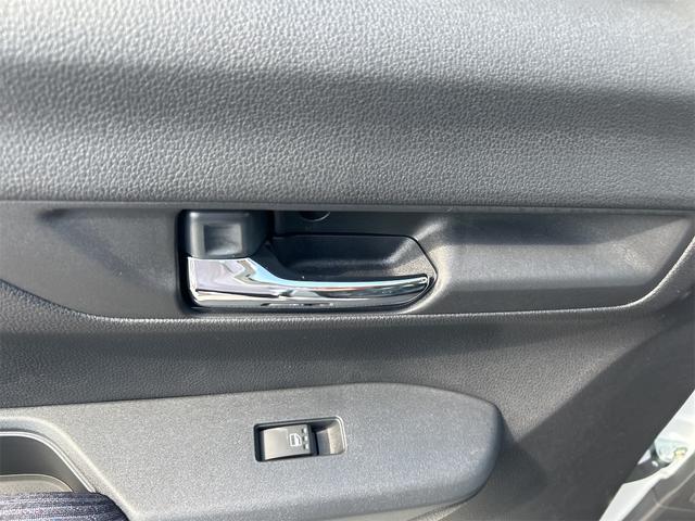 ムーヴ ＲＳ　４ＷＤ　バックカメラ　両側電動スライドドア　クリアランスソナー　オートクルーズコントロール　衝突被害軽減システム　オートライト　スマートキー　アイドリングストップ　電動格納ミラー　シートヒーター（34枚目）