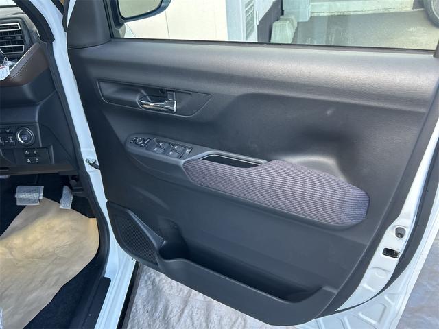 ムーヴ ＲＳ　４ＷＤ　バックカメラ　両側電動スライドドア　クリアランスソナー　オートクルーズコントロール　衝突被害軽減システム　オートライト　スマートキー　アイドリングストップ　電動格納ミラー　シートヒーター（44枚目）