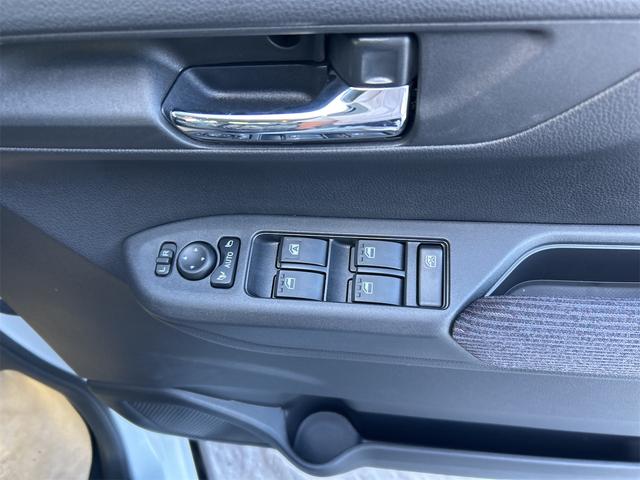 ムーヴ ＲＳ　４ＷＤ　バックカメラ　両側電動スライドドア　クリアランスソナー　オートクルーズコントロール　衝突被害軽減システム　オートライト　スマートキー　アイドリングストップ　電動格納ミラー　シートヒーター（45枚目）