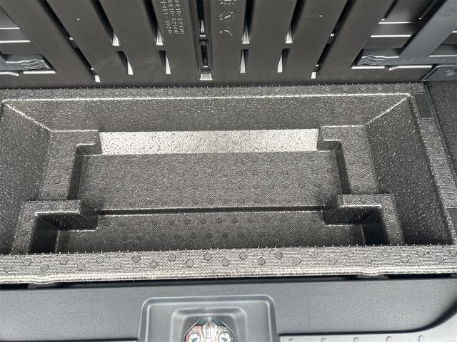 タント カスタムＸ　４ＷＤ　バックカメラ　両側電動スライドドア　クリアランスソナー　衝突被害軽減システム　オートライト　ＬＥＤヘッドランプ　スマートキー　アイドリングストップ　電動格納ミラー　シートヒーター　ベンチシート（26枚目）