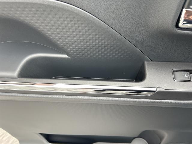 タント カスタムＸ　４ＷＤ　バックカメラ　両側電動スライドドア　クリアランスソナー　衝突被害軽減システム　オートライト　ＬＥＤヘッドランプ　スマートキー　アイドリングストップ　電動格納ミラー　シートヒーター　ベンチシート（37枚目）