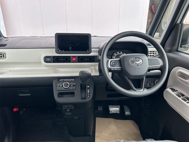 ムーヴキャンバス ストライプスＸ　４ＷＤ　バックカメラ　両側電動スライドドア　クリアランスソナー　衝突被害軽減システム　オートライト　スマートキー　アイドリングストップ　電動格納ミラー　ベンチシート　ＣＶＴ　盗難防止システム　ＡＢＳ（5枚目）