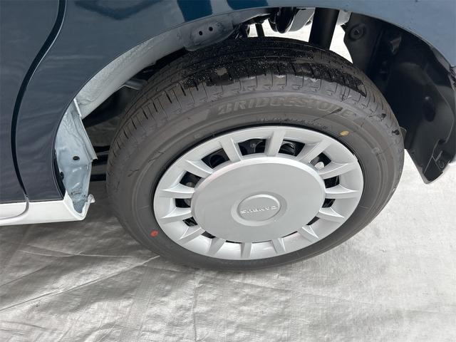 ムーヴキャンバス ストライプスＸ　４ＷＤ　バックカメラ　両側電動スライドドア　クリアランスソナー　衝突被害軽減システム　オートライト　スマートキー　アイドリングストップ　電動格納ミラー　ベンチシート　ＣＶＴ　盗難防止システム　ＡＢＳ（23枚目）