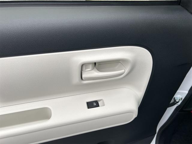 ムーヴキャンバス ストライプスＸ　４ＷＤ　バックカメラ　両側電動スライドドア　クリアランスソナー　衝突被害軽減システム　オートライト　スマートキー　アイドリングストップ　電動格納ミラー　ベンチシート　ＣＶＴ　盗難防止システム　ＡＢＳ（33枚目）