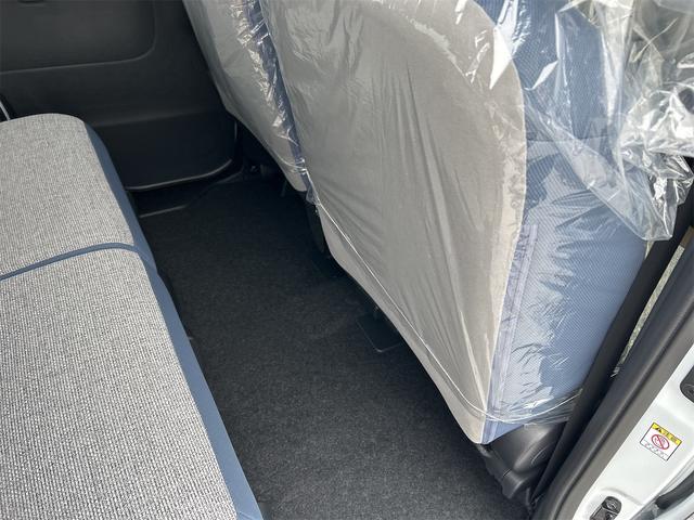 ムーヴキャンバス ストライプスＸ　４ＷＤ　バックカメラ　両側電動スライドドア　クリアランスソナー　衝突被害軽減システム　オートライト　スマートキー　アイドリングストップ　電動格納ミラー　ベンチシート　ＣＶＴ　盗難防止システム　ＡＢＳ（41枚目）