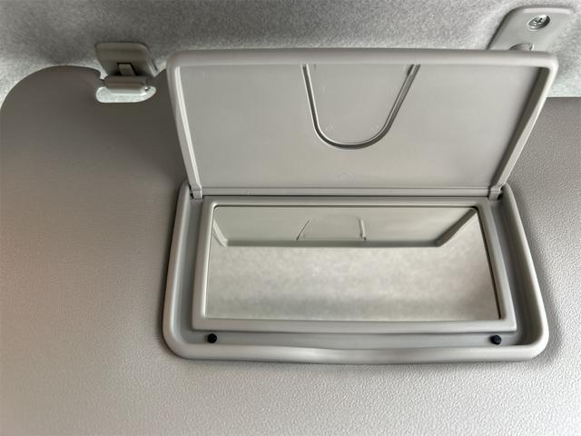 ムーヴキャンバス ストライプスＸ　４ＷＤ　バックカメラ　両側電動スライドドア　クリアランスソナー　衝突被害軽減システム　オートライト　スマートキー　アイドリングストップ　電動格納ミラー　ベンチシート　ＣＶＴ　盗難防止システム　ＡＢＳ（53枚目）