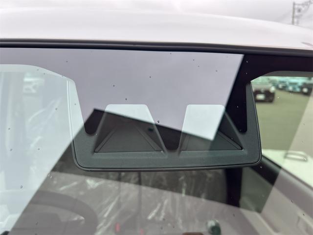 ムーヴキャンバス ストライプスＸ　４ＷＤ　バックカメラ　両側電動スライドドア　クリアランスソナー　衝突被害軽減システム　オートライト　スマートキー　アイドリングストップ　電動格納ミラー　ベンチシート　ＣＶＴ　盗難防止システム　ＡＢＳ（58枚目）