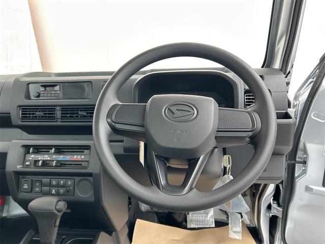 ハイゼットトラック ハイルーフ　４ＷＤ　ＣＶＴ　衝突被害軽減システム　クリアランスソナー　アイドリングストップ　オートライト　ＥＳＣ　エアコン　パワーステアリング（6枚目）
