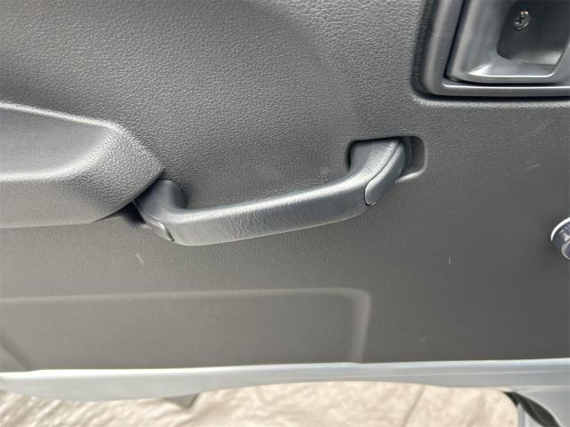 ハイゼットトラック ハイルーフ　４ＷＤ　ＣＶＴ　衝突被害軽減システム　クリアランスソナー　アイドリングストップ　オートライト　ＥＳＣ　エアコン　パワーステアリング（35枚目）