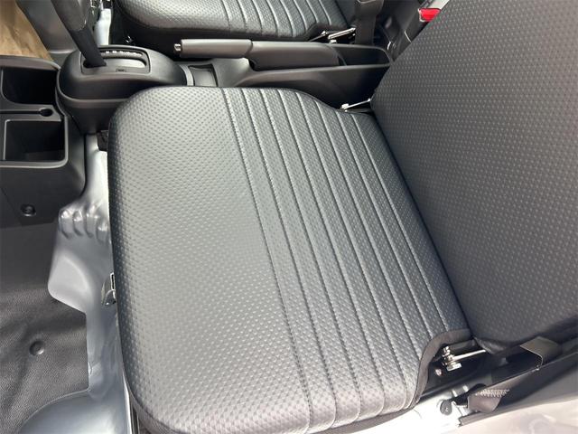 ハイゼットトラック ハイルーフ　４ＷＤ　ＣＶＴ　衝突被害軽減システム　クリアランスソナー　アイドリングストップ　オートライト　ＥＳＣ　エアコン　パワーステアリング（37枚目）