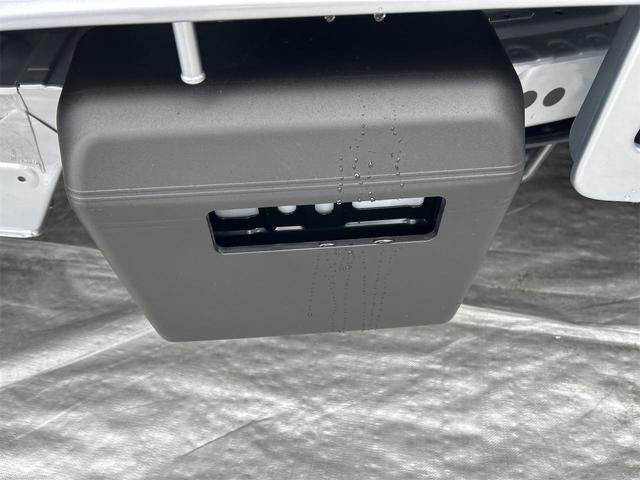 ハイゼットトラック ハイルーフ　４ＷＤ　ＣＶＴ　衝突被害軽減システム　クリアランスソナー　アイドリングストップ　オートライト　ＥＳＣ　エアコン　パワーステアリング（39枚目）