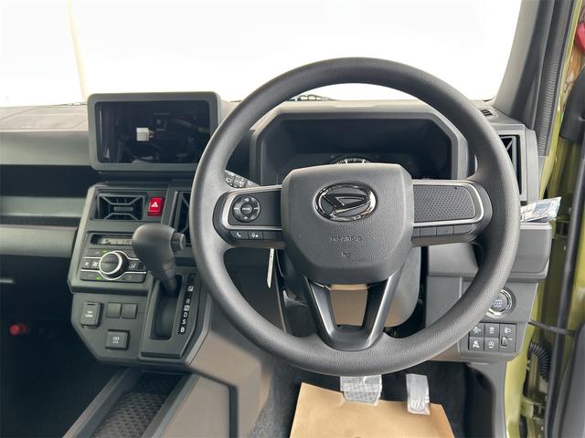 タフト Ｘ　４ＷＤ　バックカメラ　クリアランスソナー　レーンアシスト　衝突被害軽減システム　オートライト　ＬＥＤヘッドランプ　スマートキー　アイドリングストップ　電動格納ミラー　サンルーフ　ＣＶＴ（6枚目）