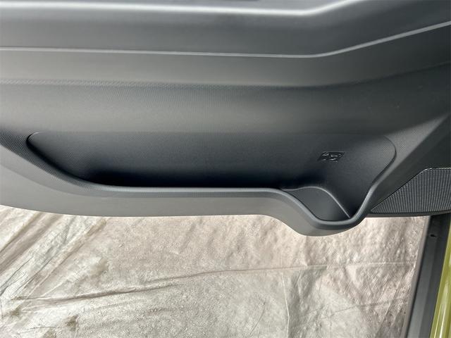 タフト Ｘ　４ＷＤ　バックカメラ　クリアランスソナー　レーンアシスト　衝突被害軽減システム　オートライト　ＬＥＤヘッドランプ　スマートキー　アイドリングストップ　電動格納ミラー　サンルーフ　ＣＶＴ（40枚目）