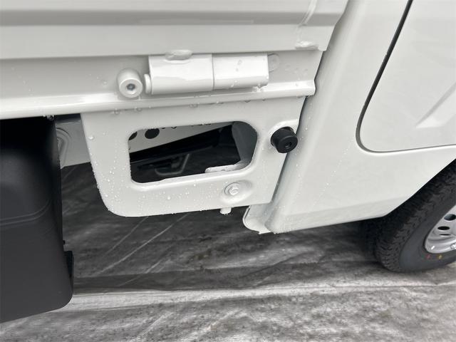 ハイゼットトラック ハイルーフ　４ＷＤ　ＣＶＴ　衝突被害軽減システム　クリアランスソナー　アイドリングストップ　オートライト　ＥＳＣ　エアコン　パワーステアリング（29枚目）