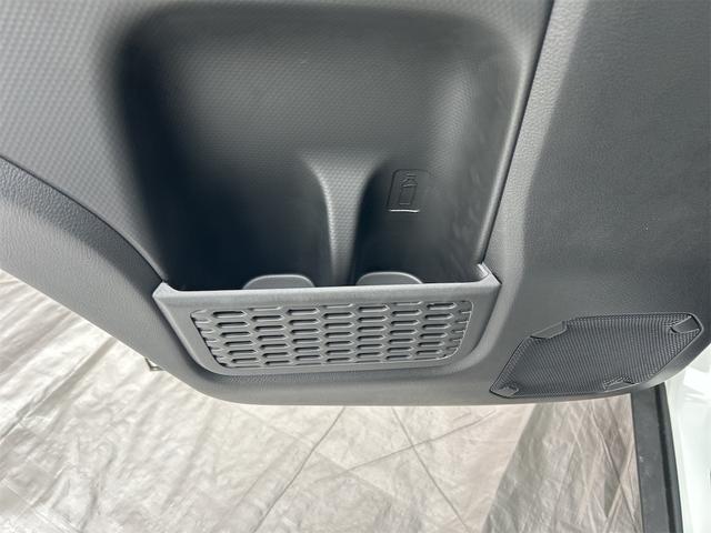 クロスビー ハイブリッドMV 4WD クリアランスソナー オートクルーズコントロール レーンアシスト 衝突被害軽減システム オートライト アルミホイール スマートキー アイドリングストップ 電動格納ミラー シートヒーター AT(36枚目)