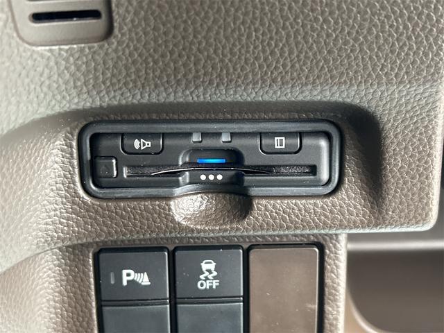 Ｎ－ＢＯＸ Ｌ　ＥＴＣ　バックカメラ　両側スライド・片側電動　ナビ　クリアランスソナー　オートクルーズコントロール　レーンアシスト　衝突被害軽減システム　オートライト　スマートキー　アイドリングストップ（11枚目）