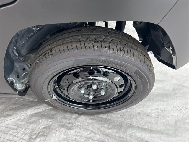 タフト Ｘ　４ＷＤ　バックカメラ　クリアランスソナー　衝突被害軽減システム　オートライト　ＬＥＤヘッドランプ　スマートキー　アイドリングストップ　電動格納ミラー　サンルーフ　ＣＶＴ　盗難防止システム　ＡＢＳ（27枚目）