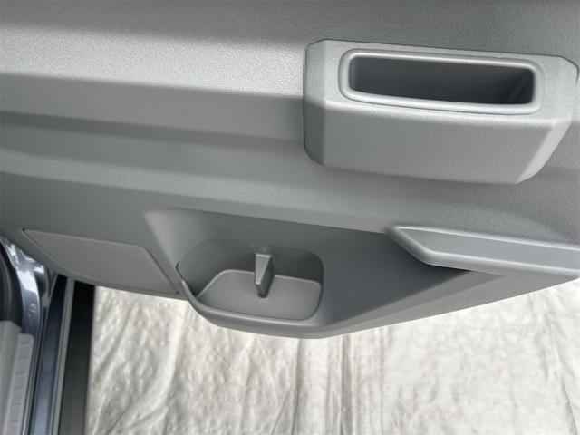 タフト Ｘ　４ＷＤ　バックカメラ　クリアランスソナー　衝突被害軽減システム　オートライト　ＬＥＤヘッドランプ　スマートキー　アイドリングストップ　電動格納ミラー　サンルーフ　ＣＶＴ　盗難防止システム　ＡＢＳ（48枚目）