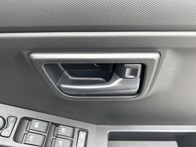 タフト Ｘ　４ＷＤ　バックカメラ　クリアランスソナー　衝突被害軽減システム　オートライト　ＬＥＤヘッドランプ　スマートキー　アイドリングストップ　電動格納ミラー　サンルーフ　ＣＶＴ　盗難防止システム　ＡＢＳ（52枚目）