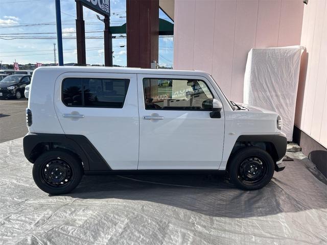 タフト X 4WD 4WD バックカメラ クリアランスソナー レーンアシスト 衝突被害軽減システム オートライト LEDヘッドランプ スマートキー アイドリングストップ 電動格納ミラー サンルーフ CVT(17枚目)