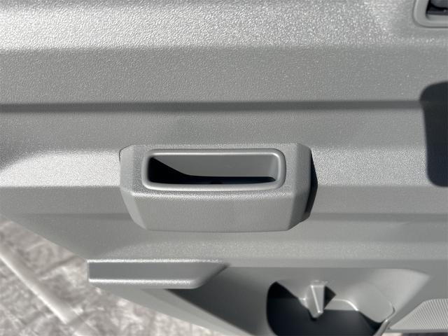 タフト Ｇ　４ＷＤ　４ＷＤ　バックカメラ　クリアランスソナー　オートクルーズコントロール　衝突被害軽減システム　オートライト　ＬＥＤヘッドランプ　スマートキー　アイドリングストップ　電動格納ミラー　シートヒーター（33枚目）