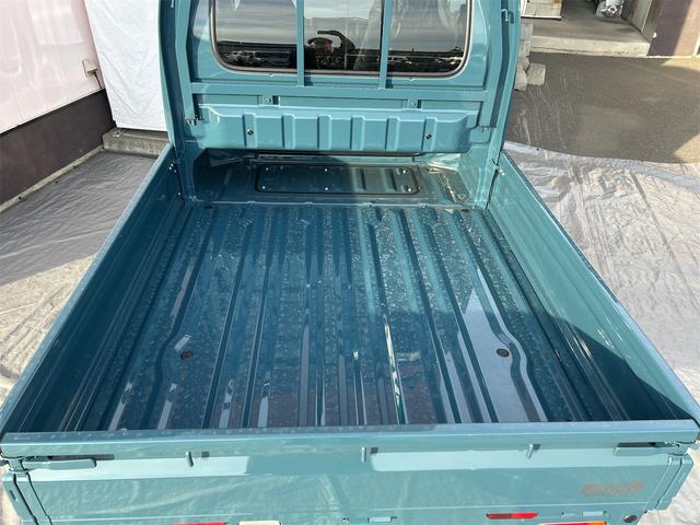 スーパーキャリイ Ｘ　４ＷＤ　軽トラック　ＡＴ　衝突被害軽減システム　クリアランスソナー　レーンアシスト　アイドリングストップ　電動格納ミラー　オートライト　ＥＳＣ　エアコン　パワーウィンドウ（12枚目）