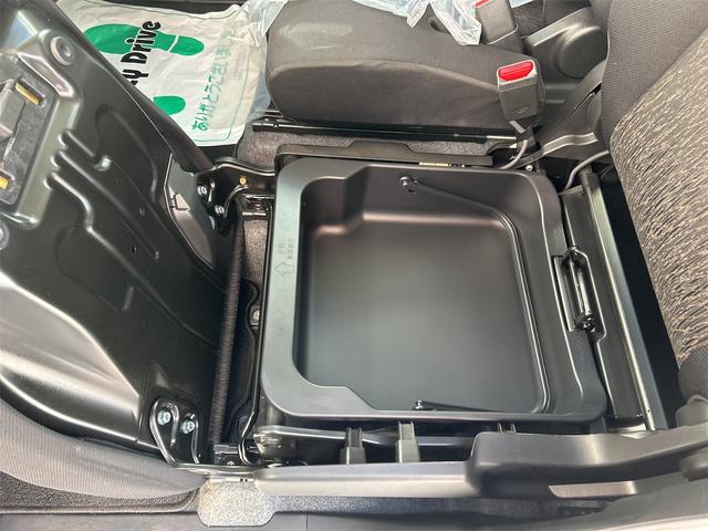 スペーシアカスタム ハイブリッドＧＳ　４ＷＤ　両側スライド・片側電動　ＴＶ　クリアランスソナー　レーンアシスト　衝突被害軽減システム　オートライト　ＬＥＤヘッドランプ　スマートキー　アイドリングストップ　電動格納ミラー　シートヒーター（42枚目）