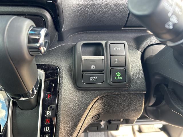 Ｎ－ＢＯＸカスタム Ｌターボ　ＥＴＣ　バックカメラ　両側電動スライドドア　ナビ　クリアランスソナー　オートクルーズコントロール　レーンアシスト　衝突被害軽減システム　オートライト　スマートキー　アイドリングストップ　電動格納ミラー（12枚目）