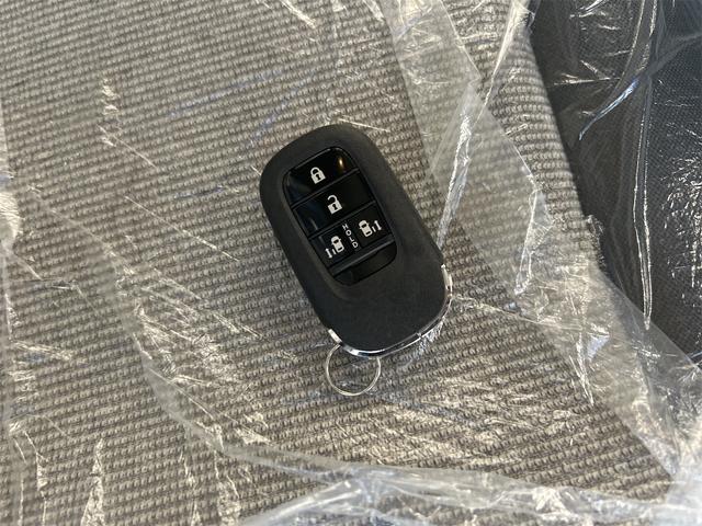 Ｎ－ＢＯＸ ベースグレード　バックカメラ　両側電動スライドドア　クリアランスソナー　オートライト　スマートキー　アイドリングストップ　電動格納ミラー　シートヒーター　ベンチシート　ＣＶＴ　ＥＳＣ　チップアップシート　エアコン（45枚目）