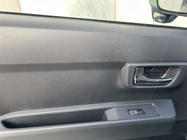 アトレー アトレーデッキバン　４ＷＤ　ＣＶＴ　衝突被害軽減システム　クリアランスソナー　オートクルーズコントロール　両側電動スライドドア　スマートキー　アイドリングストップ　電動格納ミラー　オートライト　ＥＳＣ　エアコン（31枚目）