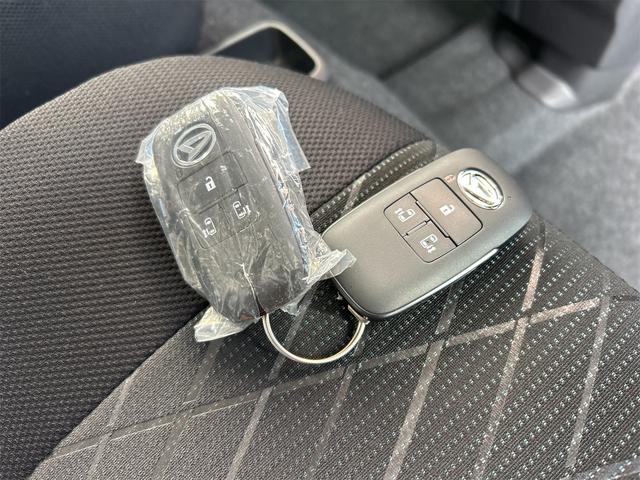 アトレー アトレーデッキバン　４ＷＤ　ＣＶＴ　衝突被害軽減システム　クリアランスソナー　オートクルーズコントロール　両側電動スライドドア　スマートキー　アイドリングストップ　電動格納ミラー　オートライト　ＥＳＣ　エアコン（37枚目）