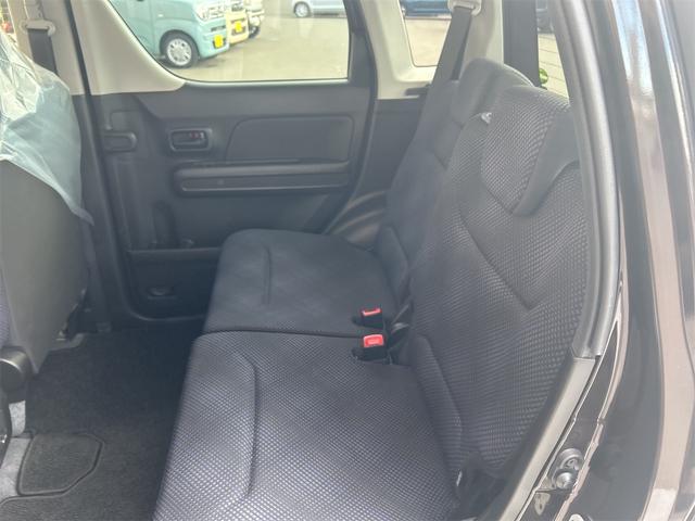 ワゴンＲ ハイブリッドＦＸ　４ＷＤ　レーンアシスト　衝突被害軽減システム　オートライト　スマートキー　アイドリングストップ　電動格納ミラー　シートヒーター　ベンチシート　ＣＶＴ　盗難防止システム　ＡＢＳ　ＥＳＣ　ＣＤ（17枚目）