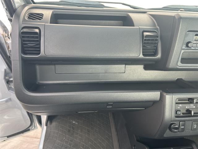 ハイゼットトラック スタンダード　４ＷＤ　ＣＶＴ　衝突被害軽減システム　クリアランスソナー　オートライト　アルミホイール　ＥＳＣ　エアコン　運転席エアバッグ（23枚目）