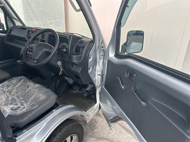 ハイゼットトラック スタンダード　４ＷＤ　ＣＶＴ　衝突被害軽減システム　クリアランスソナー　オートライト　アルミホイール　ＥＳＣ　エアコン　運転席エアバッグ（34枚目）