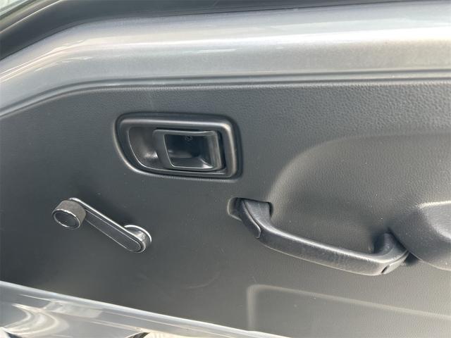 ハイゼットトラック スタンダード　４ＷＤ　ＣＶＴ　衝突被害軽減システム　クリアランスソナー　オートライト　アルミホイール　ＥＳＣ　エアコン　運転席エアバッグ（36枚目）