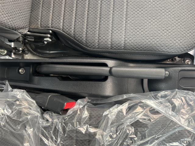 ハイゼットトラック スタンダード　４ＷＤ　ＣＶＴ　衝突被害軽減システム　クリアランスソナー　オートライト　アルミホイール　ＥＳＣ　エアコン　運転席エアバッグ（51枚目）