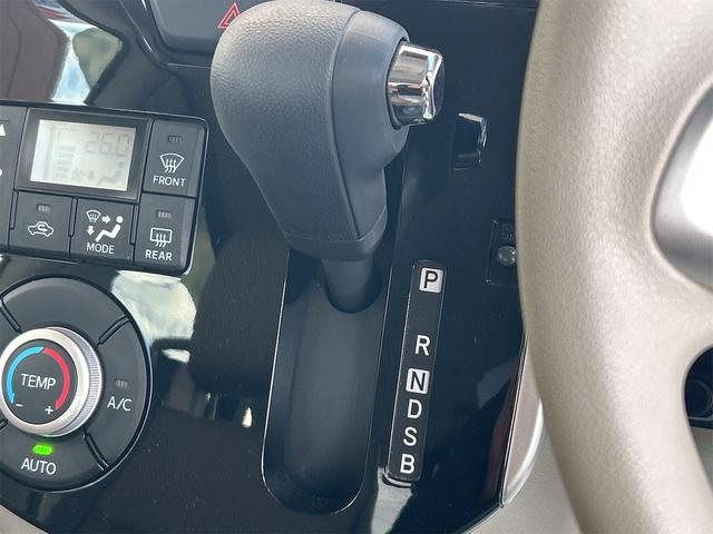 タント Ｘ　ＳＡＩＩＩ　４ＷＤ　バックカメラ　両側スライド・片側電動　ナビ　クリアランスソナー　衝突被害軽減システム　オートマチックハイビーム　オートライト　スマートキー　アイドリングストップ　電動格納ミラー　シートヒーター（10枚目）