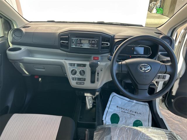 ミライース Ｘ　ＳＡＩＩＩ　４ＷＤ　ドライブレコーダー　ＥＴＣ　クリアランスソナー　衝突被害軽減システム　オートマチックハイビーム　キーレスエントリー　アイドリングストップ　電動格納ミラー　ＣＶＴ　ＥＳＣ　ＣＤ（5枚目）