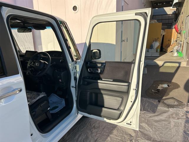 Ｎ－ＢＯＸカスタム Ｌ　４ＷＤ　ＥＴＣ　バックカメラ　両側スライド・片側電動　ナビ　クリアランスソナー　オートクルーズコントロール　レーンアシスト　衝突被害軽減システム　オートライト　スマートキー　アイドリングストップ（48枚目）