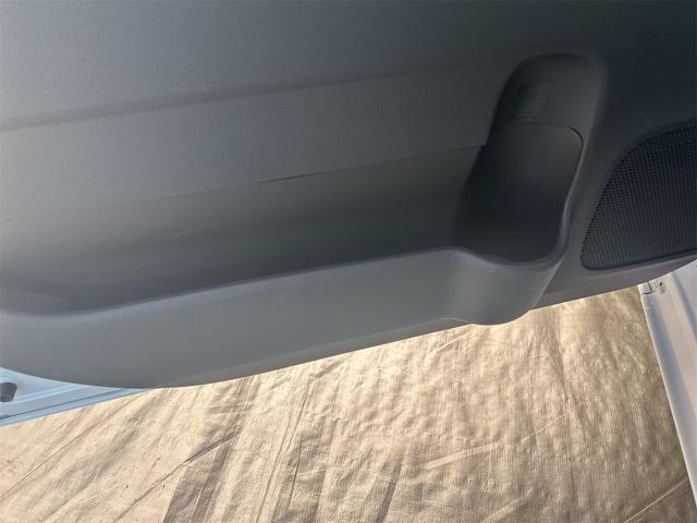 ムーヴキャンバス ストライプスＧ　４ＷＤ　ドライブレコーダー　バックカメラ　両側電動スライドドア　ナビ　クリアランスソナー　衝突被害軽減システム　オートライト　ＬＥＤヘッドランプ　スマートキー　アイドリングストップ　電動格納ミラー（37枚目）