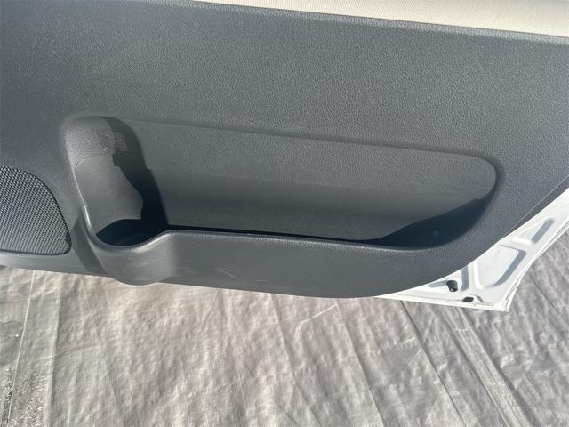 ムーヴキャンバス ストライプスＧ　４ＷＤ　ドライブレコーダー　バックカメラ　両側電動スライドドア　ナビ　クリアランスソナー　衝突被害軽減システム　オートライト　ＬＥＤヘッドランプ　スマートキー　アイドリングストップ　電動格納ミラー（41枚目）