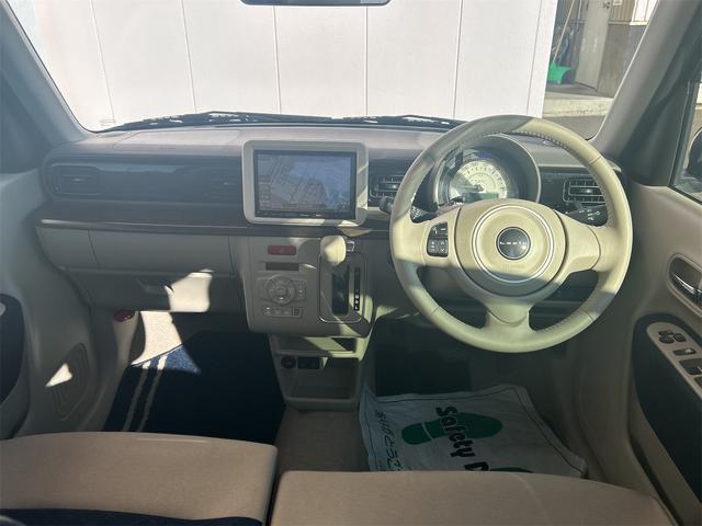 アルトラパン モード　ＥＴＣ　全周囲カメラ　ナビ　クリアランスソナー　レーンアシスト　衝突被害軽減システム　オートライト　ＨＩＤ　スマートキー　アイドリングストップ　電動格納ミラー　シートヒーター　ベンチシート　ＣＶＴ（5枚目）