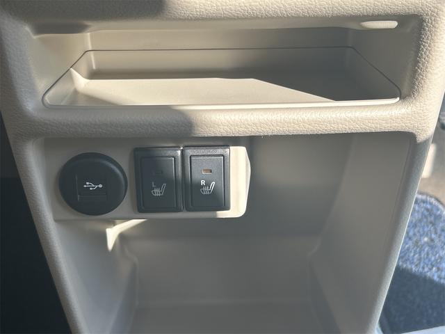 アルトラパン モード　ＥＴＣ　全周囲カメラ　ナビ　クリアランスソナー　レーンアシスト　衝突被害軽減システム　オートライト　ＨＩＤ　スマートキー　アイドリングストップ　電動格納ミラー　シートヒーター　ベンチシート　ＣＶＴ（12枚目）