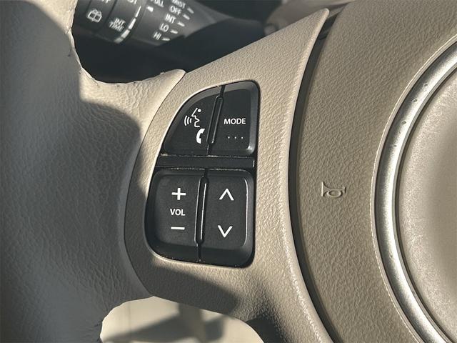 アルトラパン モード　ＥＴＣ　全周囲カメラ　ナビ　クリアランスソナー　レーンアシスト　衝突被害軽減システム　オートライト　ＨＩＤ　スマートキー　アイドリングストップ　電動格納ミラー　シートヒーター　ベンチシート　ＣＶＴ（13枚目）