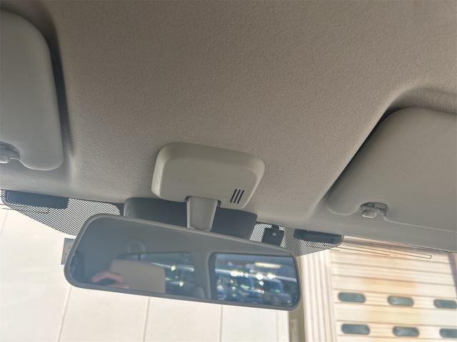 アルトラパン モード　ＥＴＣ　全周囲カメラ　ナビ　クリアランスソナー　レーンアシスト　衝突被害軽減システム　オートライト　ＨＩＤ　スマートキー　アイドリングストップ　電動格納ミラー　シートヒーター　ベンチシート　ＣＶＴ（52枚目）